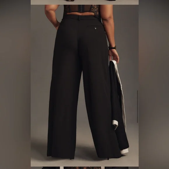 The Avery Pleated Wide Leg Trouser - Black Size 14 - Picture 2 of 5